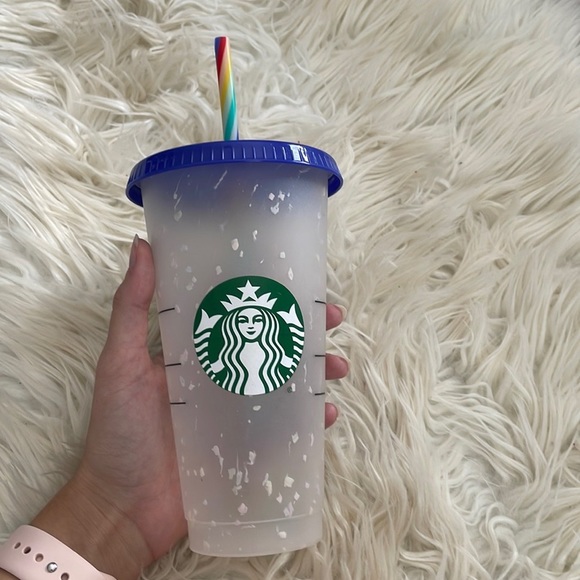 Starbucks confetti gay pride plastic iced venti 24 FL OZ reusable cup and straw